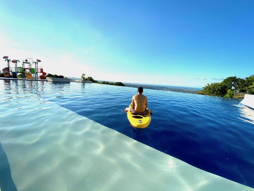 Ultra Winds Mountain Resort (Adults Only) Cagayan de Oro Exterior photo